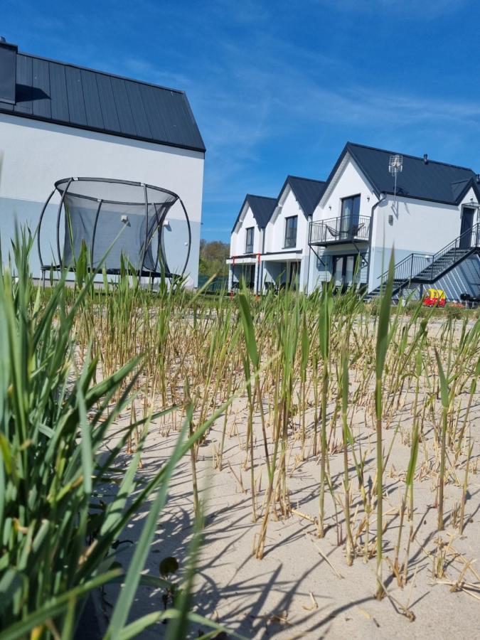 Siedlisko Na Wydmach, Domki Klimatyzowane Łeba Exteriör bild